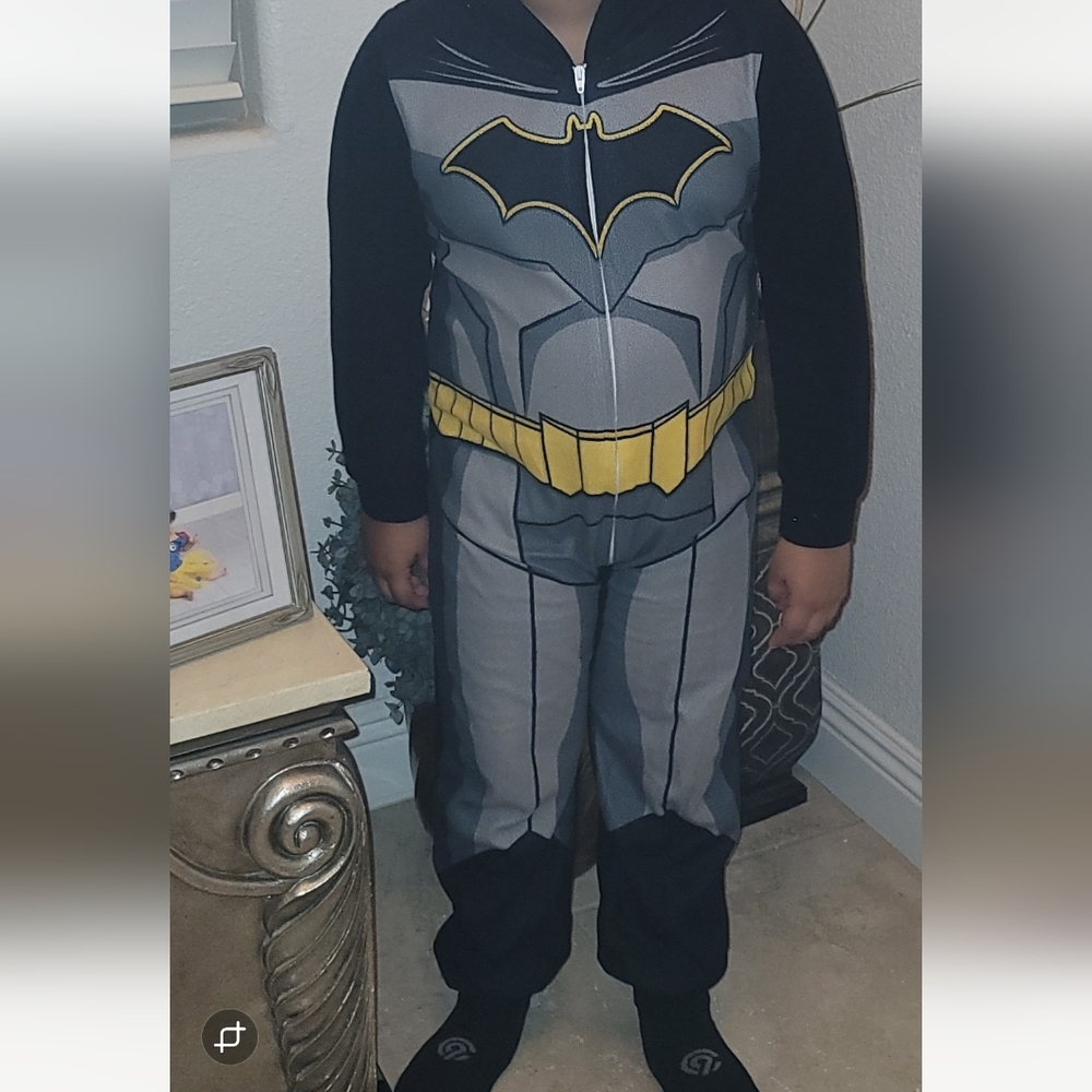 Batman Black Fleece Boys Pajama Suit Sz 10 One Piece Front Zip Flame Resistant